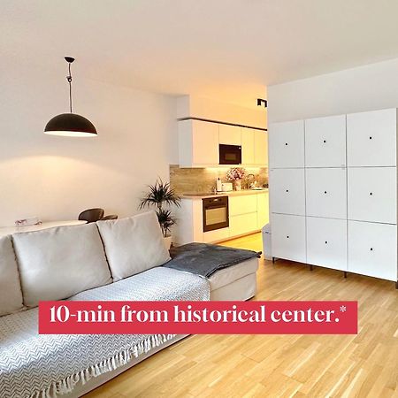 Apartment With Free Parking In Praha Bagian luar foto