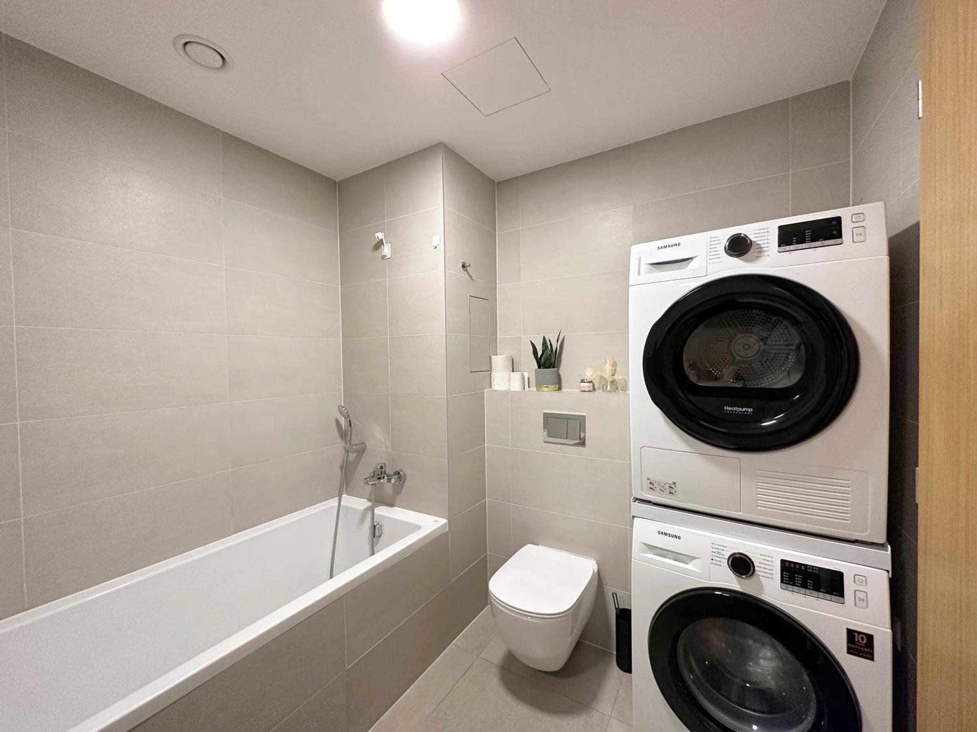 Apartment With Free Parking In Praha Bagian luar foto
